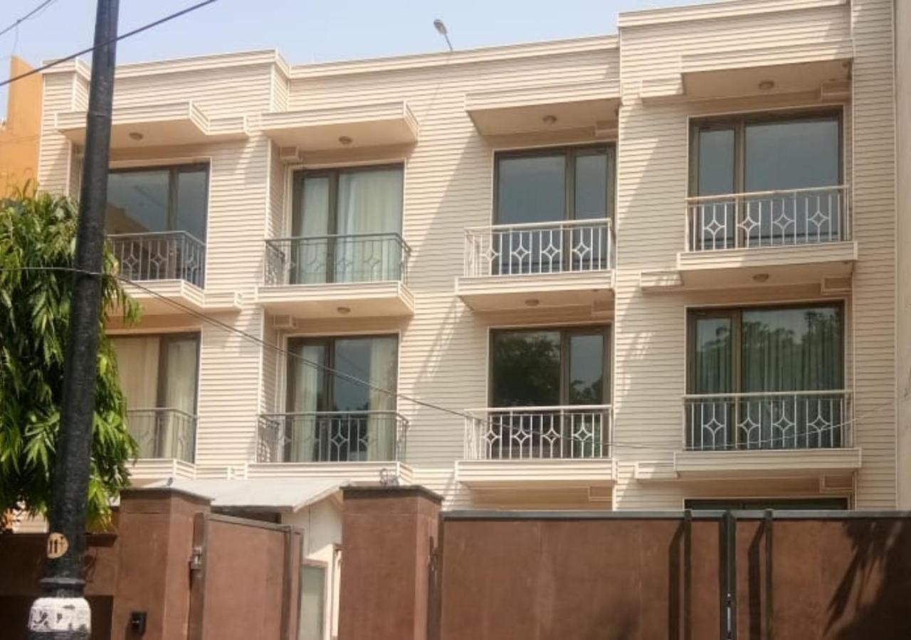 Uds Villa Scandinavian B&B - Next To Vfs New Delhi Ngoại thất bức ảnh