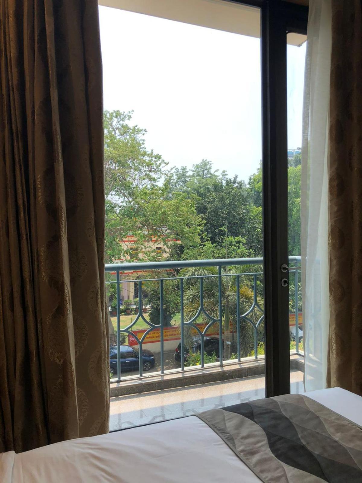 Uds Villa Scandinavian B&B - Next To Vfs New Delhi Ngoại thất bức ảnh