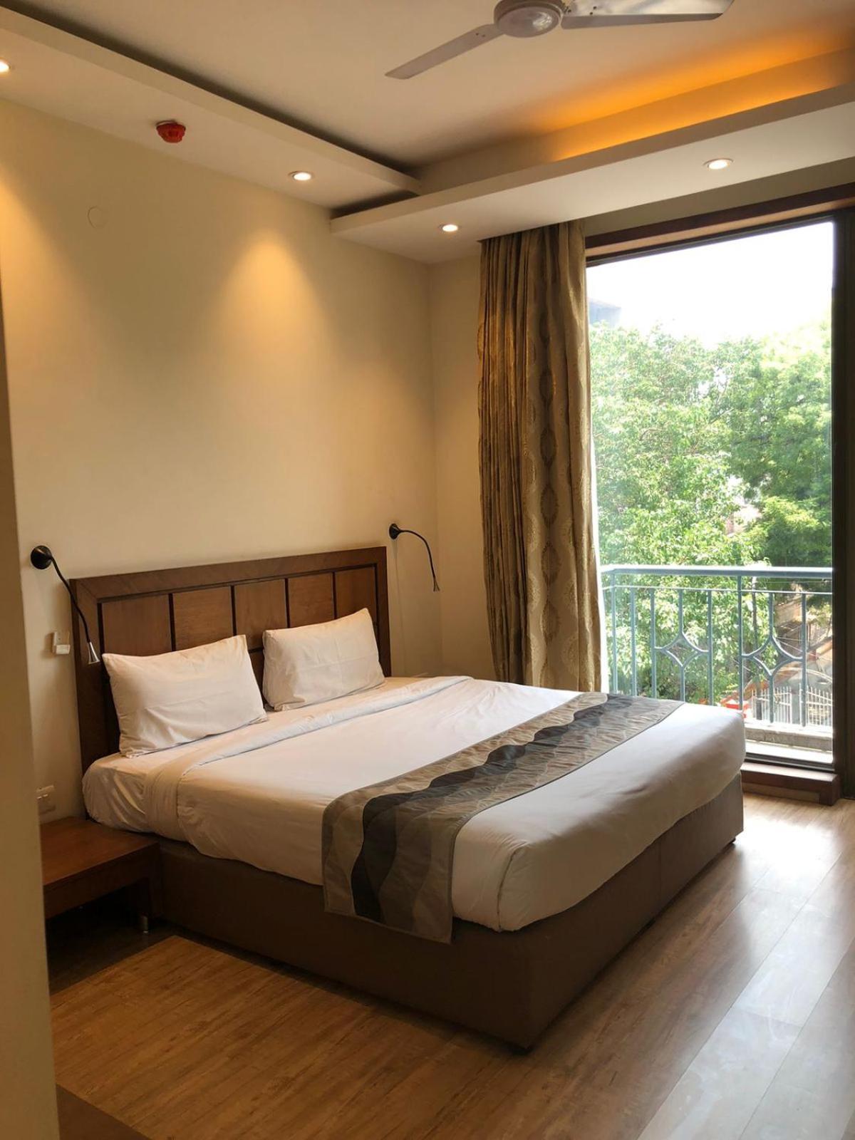 Uds Villa Scandinavian B&B - Next To Vfs New Delhi Ngoại thất bức ảnh